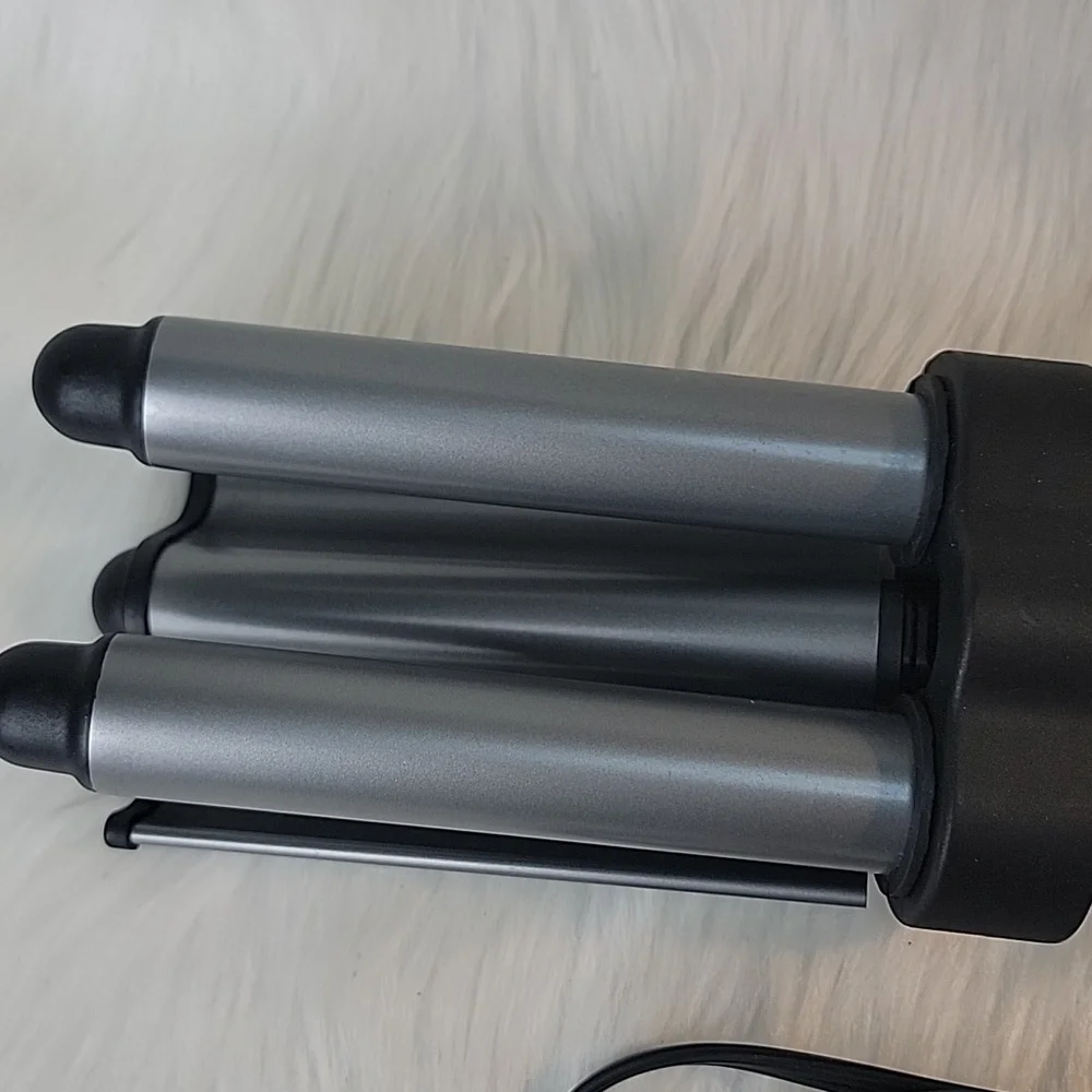 REVLON Perfect Heat Tourmaline Ceramic Coated 3 Barrel Natural Wave Styling Tool